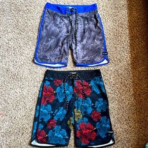 Huk Men’s 30 waist unlined Board Shorts